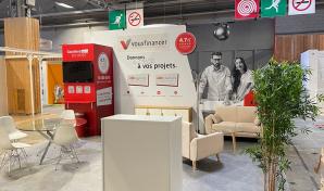 Plan sur le stand Vousfinancer en préparation pour le salon Franchise Expo 2021